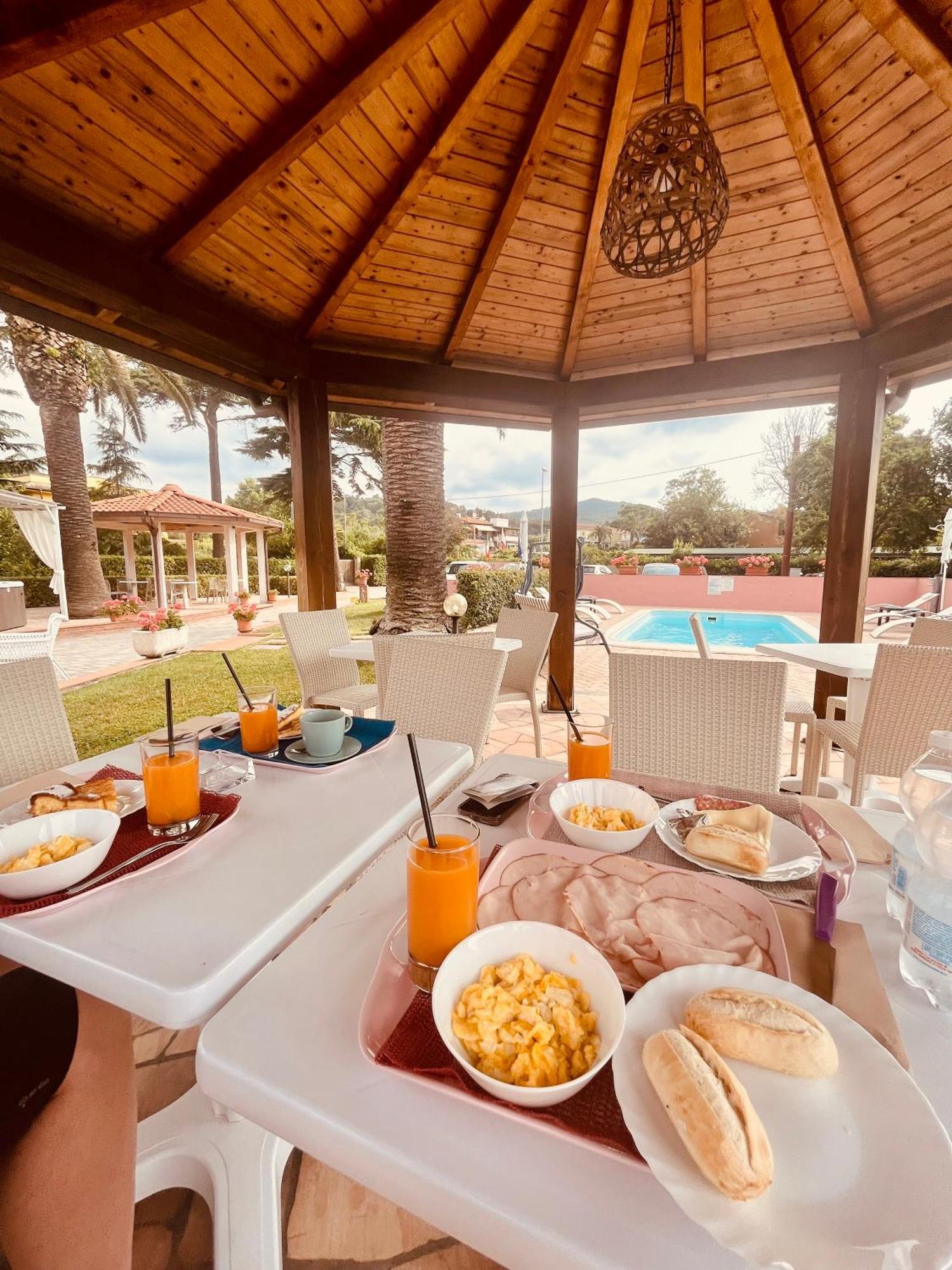 Rosa Hotel 3*